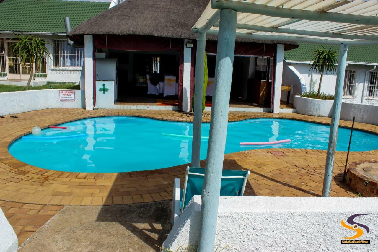 Simbasun Cottages Midrand Exterior foto